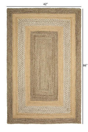 Homeroots 4' X 6' Tan And Beige Bordered Area Rug  Jute 395554