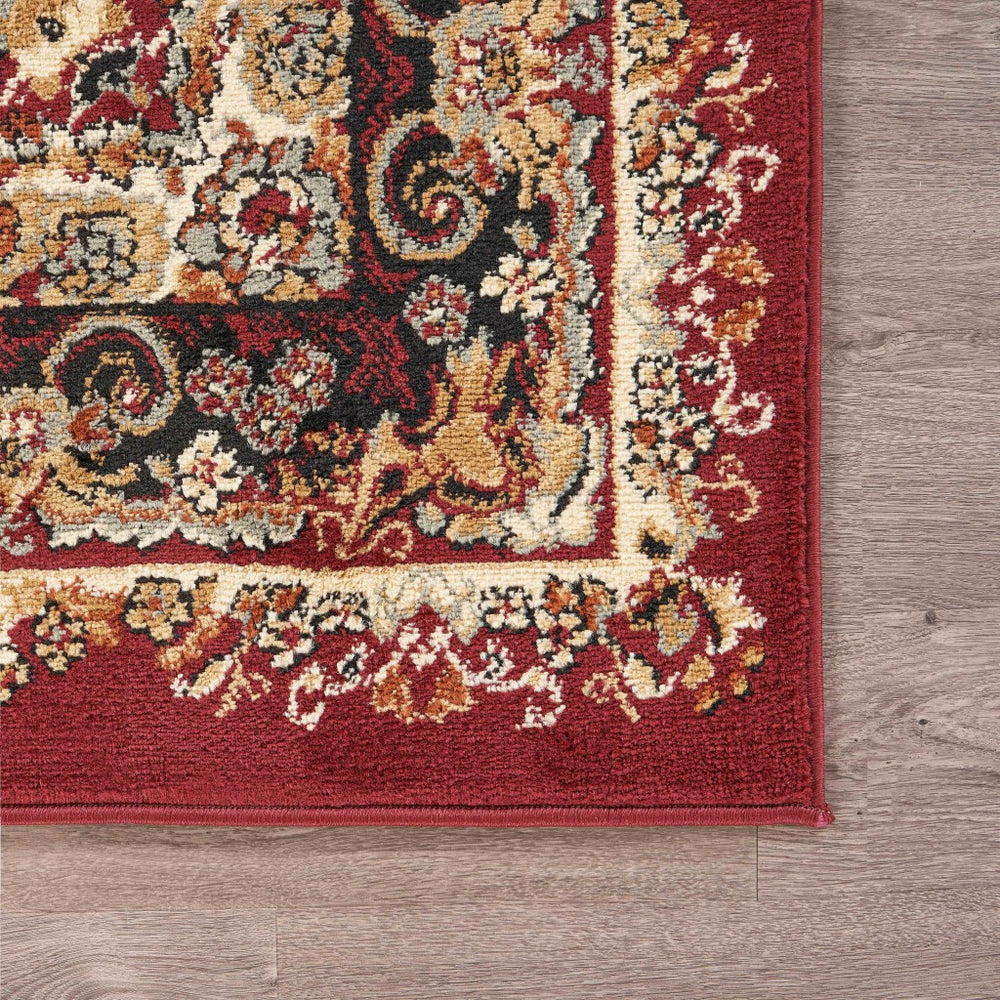Homeroots 5' X 7' Red Royal Medallion Area Rug  Olefin 395735