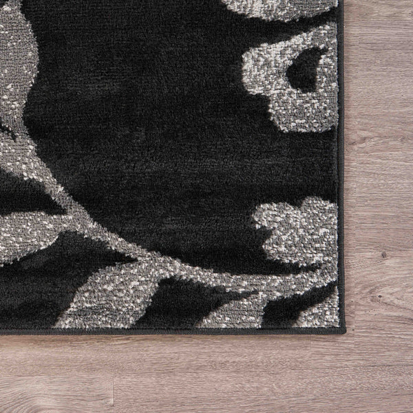 Homeroots 8' X 10' Black Filigree Vines Area Rug  Olefin 395750