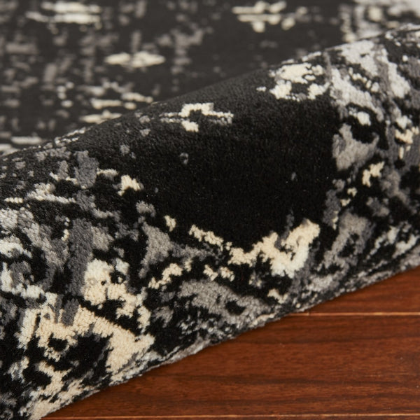 Homeroots 5' X 7' Black Medallion Oriental Area Rug  Olefin 395770