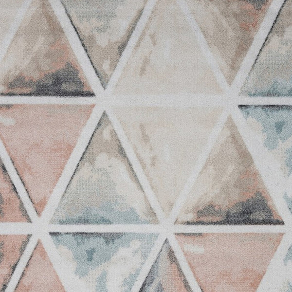 Homeroots 8' X 10' Ivory Area Rug  Polypropylene 395857