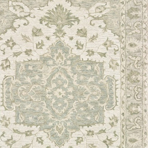 Homeroots 5' X 8' Green And Cream Medallion Area Rug  Wool 395920