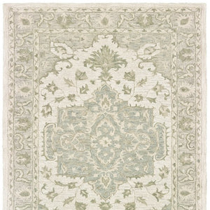 Homeroots 5' X 8' Green And Cream Medallion Area Rug  Wool 395920