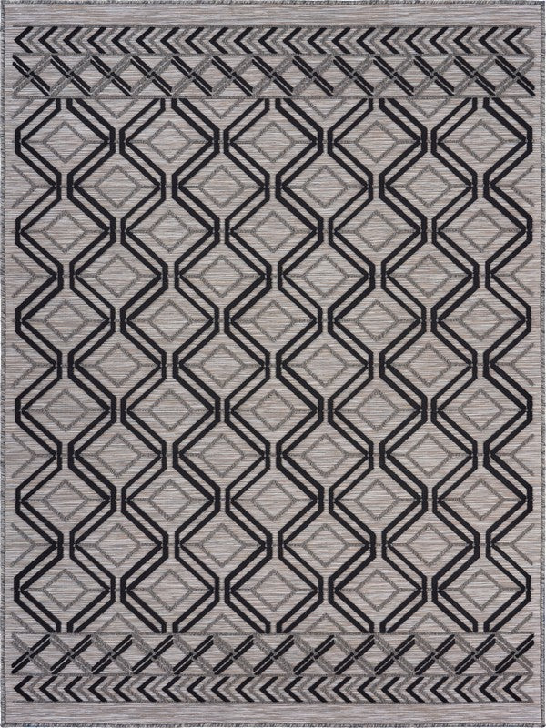 Homeroots 5' X 7' Black And Tan Indoor Outdoor Area Rug  Polypropylene 395973