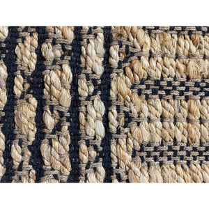 Homeroots 5' X 7' Tan And Black Hand Woven Area Rug  Jute 396009