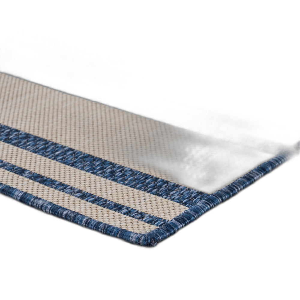 Homeroots 5' X 7' Blue And Gray Indoor Outdoor Area Rug  Polypropylene 396115