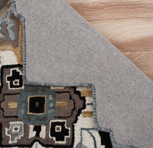 HomeRoots 5' Hand-Tufted Wool Area Rug in Bold Blue and Red – Artisan Crafted Comfort for Any Space 5' X 5' 396150