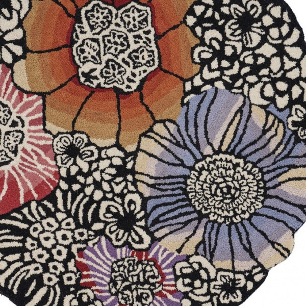 HomeRoots 4' Floral Area Rug in Red and Black – Hand-Tufted Wool-Cotton Blend for Modern Comfort and Style 4' Round 396164