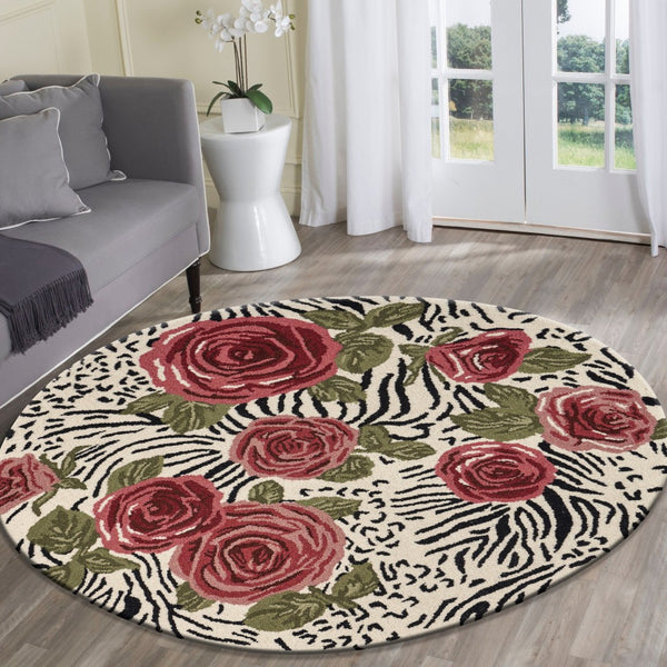 Homeroots 6' Rose Round Wool Hand Tufted Area Rug  Wool 396167