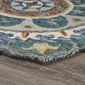 HomeRoots 6' Green and Ivory Wool Hand-Tufted Rug - Artisan Crafted Comfort for Timeless Home Elegance 6' Round 396171