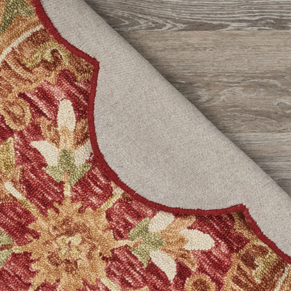 Homeroots 6' Round Rustic Red Scalloped Edge Area Rug  Wool 396173