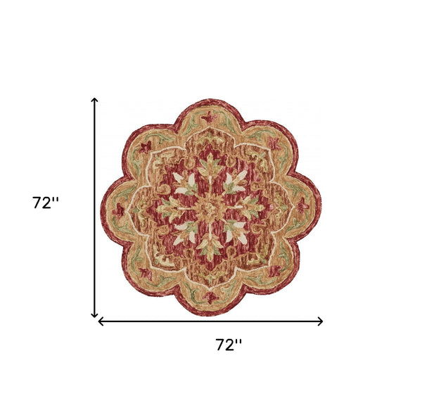 Homeroots 6' Round Rustic Red Scalloped Edge Area Rug  Wool 396173