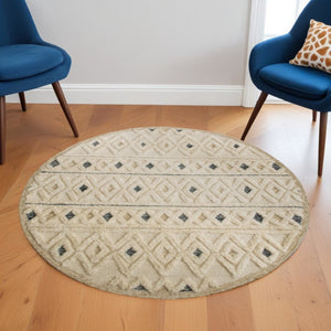 HomeRoots 6' Cream and Blue Tufted Diamonds Area Rug - Luxurious Wool, Cozy Style for Modern Interiors 6' Round 396177