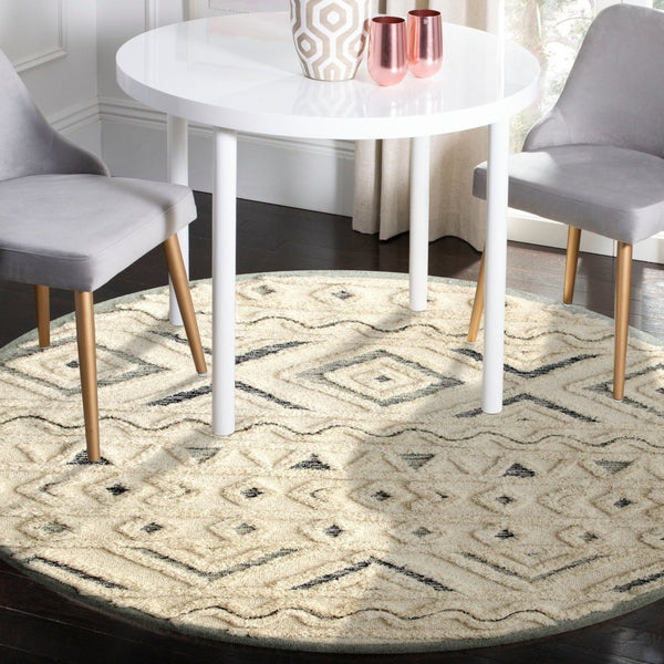 HomeRoots 6' Modern Geometric Area Rug in Cream and Deep Gray - Hand-Tufted Wool for Stylish Warmth & Durability 6' Round 396183