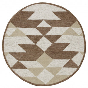 Homeroots 4' Round Brown Bohemian Geometric Area Rug  Wool 396186