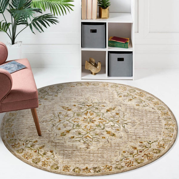 HomeRoots 4' Distressed Beige Medallion Area Rug - Timeless Floral Design for Cozy Traditional Spaces 4' Round 396192