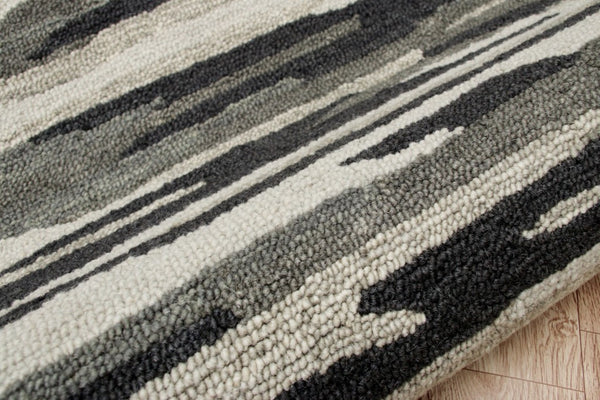 HomeRoots 6' Hand-Tufted Wool Area Rug in Black and Gray - Soft, Durable, and Perfect for Any Room Decor 6' Round 396197