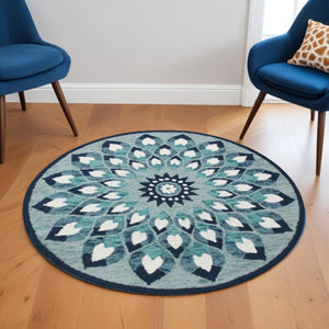 HomeRoots 6' Blue and White Hand-Tufted Wool Area Rug for Timeless Style and Comfort in Any Room Decor 6' Round 396199