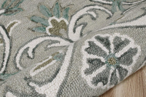 HomeRoots 6' Elegant Gray and White Filigree Area Rug – Hand-Tufted Wool for Luxurious Comfort and Style 6' Round 396201