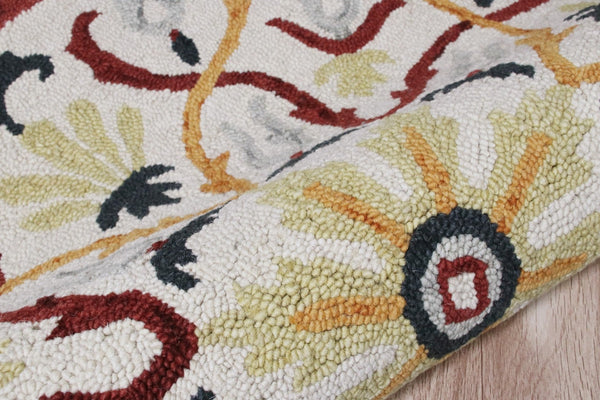 HomeRoots 6' Hand-Tufted Red and Ivory Wool Area Rug - Artisan Crafted Elegance for Your Home Décor 6' Round 396205