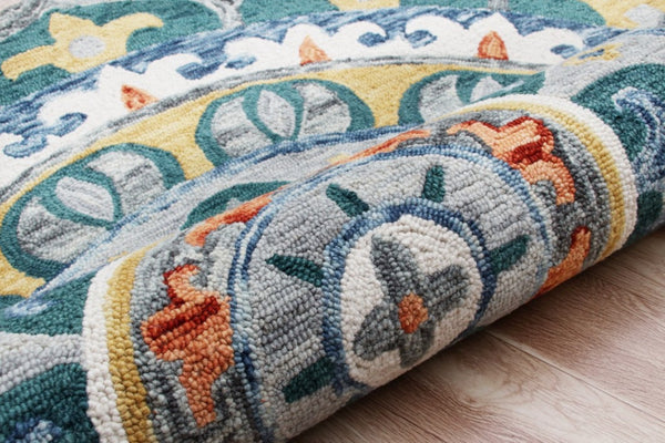 HomeRoots 6' Bold Blue and Red Wool Hand-Hooked Rug - Artisan Crafted, Durable Accent for Any Room 6' Round 396211