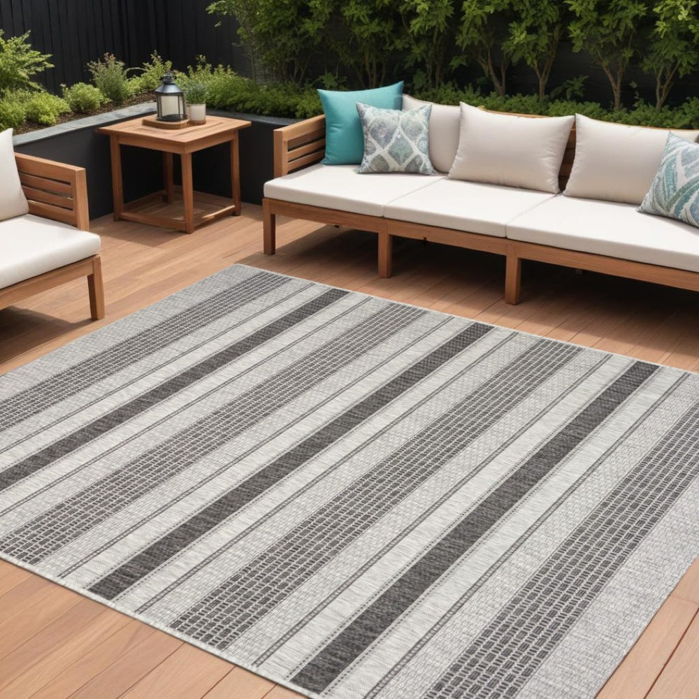 HomeRoots 8' Timeless Gray and Black Indoor Outdoor Area Rug - Durable, Low-Maintenance Style for Any Space 8' x 10' 396232