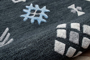 Homeroots 5' Charcoal Round Wool Hand Hooked Handmade Area Rug  Wool 396255