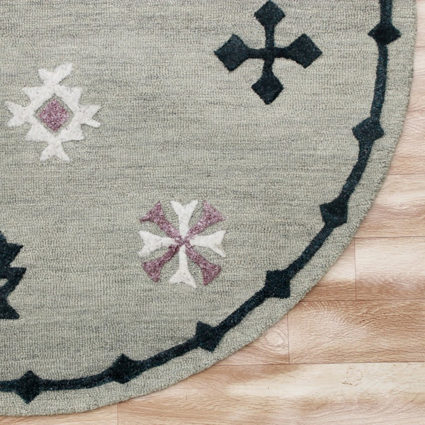 HomeRoots 7' Gray Wool Hand-Hooked Area Rug – Timeless Craftsmanship for Modern and Classic Interiors 7' Round 396258