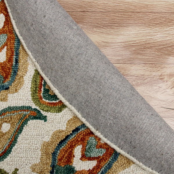 Homeroots 7' Round Orange And White Paisley Area Rug  Wool 396260