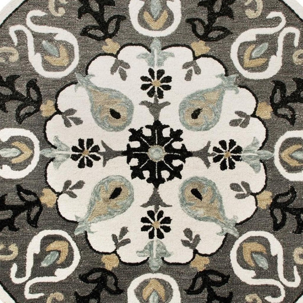 HomeRoots 5' Gray Wool Area Rug – Handmade, Cozy, and Durable Design for Any Room's Artful Touch 5' Round 396261
