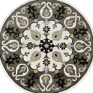 HomeRoots 5' Gray Wool Area Rug – Handmade, Cozy, and Durable Design for Any Room's Artful Touch 5' Round 396261