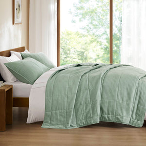 JLA Home Comfort Spaces - Waffle Quilted Texture Quilt Set – Lightweight, Oeko-Tex Certified Comfort with Breathable, Plush Feel Green AM14-0369