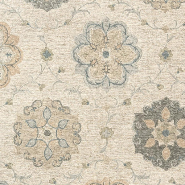 HomeRoots 7' Gray Wool Hand-Tufted Area Rug – Luxurious Soft Pile for Elegant Living Spaces & Timeless Style 5' X 7' Rectangle 396286