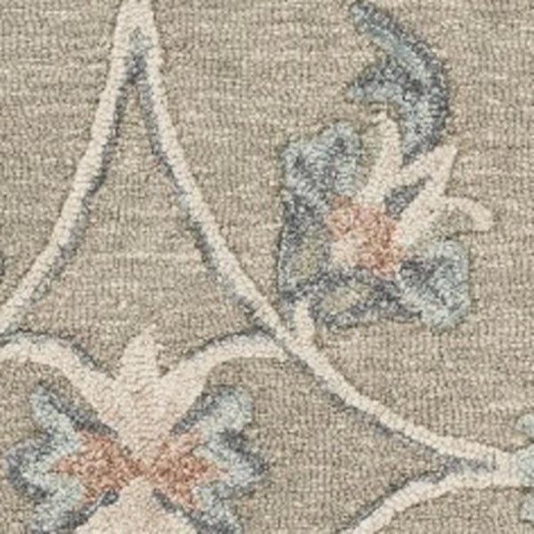 HomeRoots 7' Hand-Tufted Wool Area Rug in Blue and Ivory - Artisanal Comfort, Durable Style for Any Room 5' X 7' Rectangle 396290