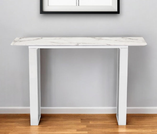Homeroots 47" White And Silver Faux Marble Sled Console Table   396469