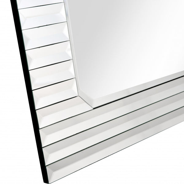 Homeroots Antiqued Silver Finish Wall Mirror  Glass 396647