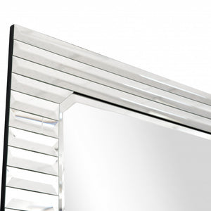 Homeroots Antiqued Silver Finish Wall Mirror  Glass 396647