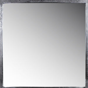 Homeroots 27" Silver Framed Accent Mirror  Cast Metal ,Glass 396693