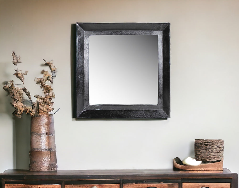 Homeroots 27" Silver Framed Accent Mirror  Cast Metal ,Glass 396693
