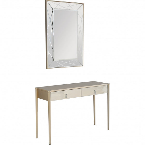 Homeroots 48" Champagne Mirrored Glass Console Table   396817