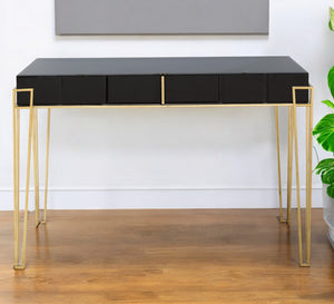 Homeroots 48" Black Mirrored Glass Console Table   396838