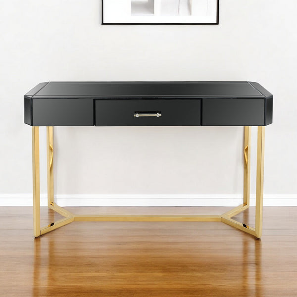 Homeroots 47" Black Mirrored Glass Console Table   396853