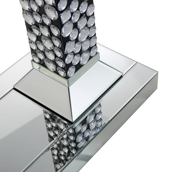 Homeroots Beaded Pestestal Console Table   396879