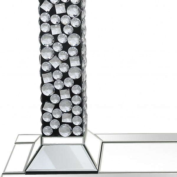 Homeroots Beaded Pestestal Console Table   396879