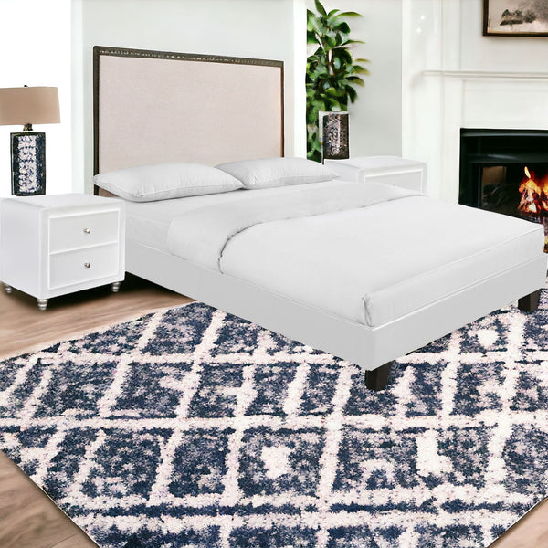 Homeroots White Platform Queen Bed With Two Nightstands White Wood 397011