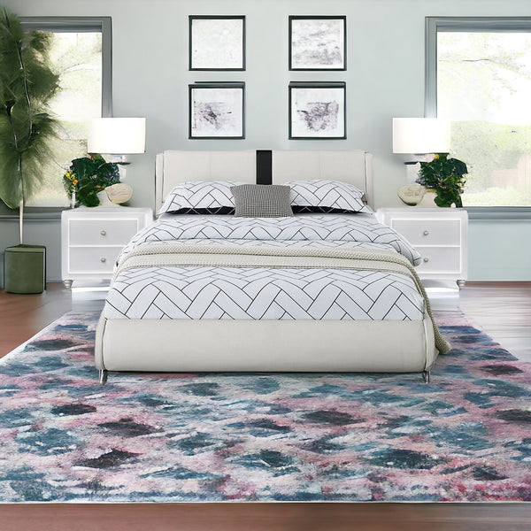 Homeroots White Platform Queen Bed With Two Nightstands White Wood 397017