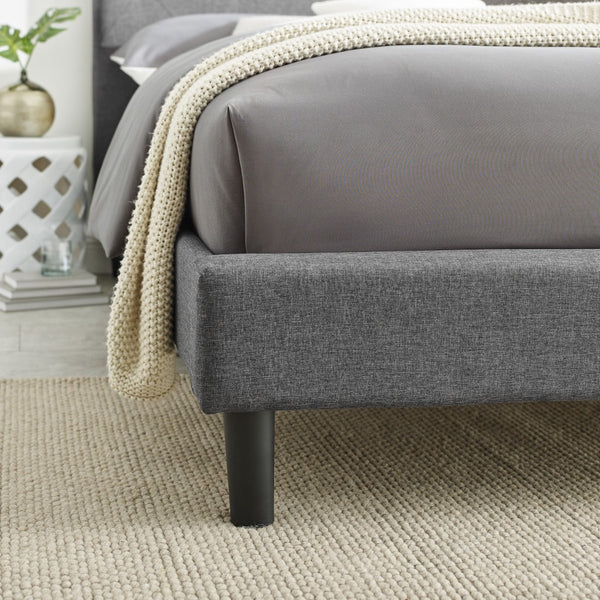 Homeroots Grey Platform King Bed With Two Nightstands Grey Wood 397024