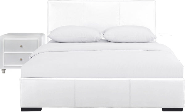 Homeroots Solid Manufactured Wood White Standard Bed Upholstered With Headboard White Wood 397061