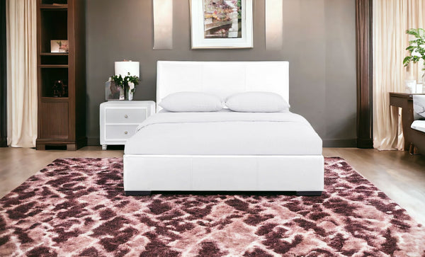 Homeroots Solid Manufactured Wood White Standard Bed Upholstered With Headboard White Wood 397061