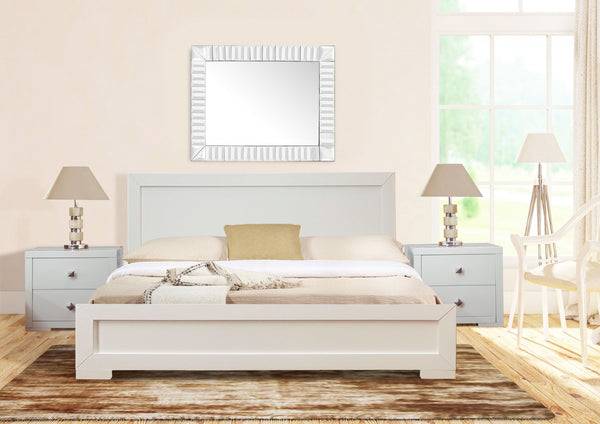 Homeroots White Solid And Manufactured Wood Queen Bed Frame White Wood 397109